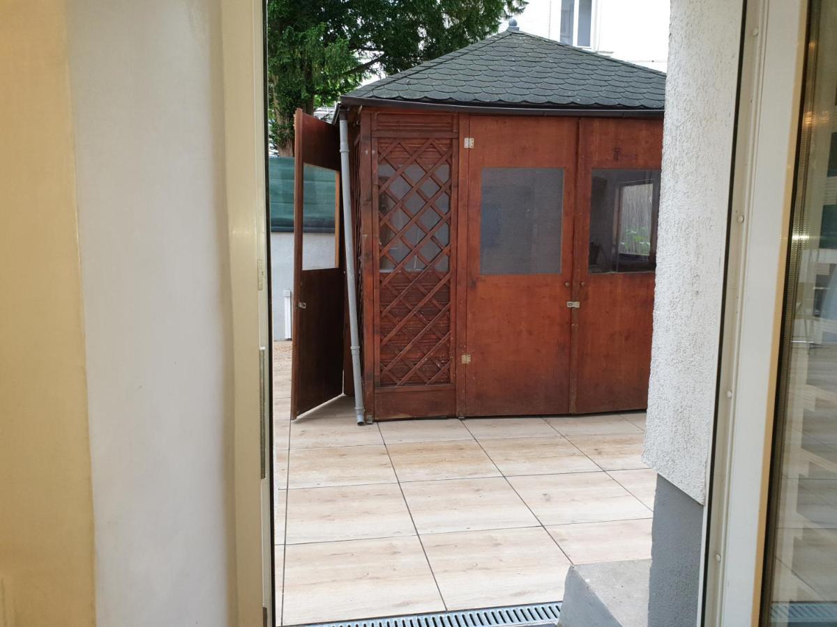 Sehr Grosse 5 Zimmer Wohnung Mit Garten Und Terasse Wiesbaden Ngoại thất bức ảnh